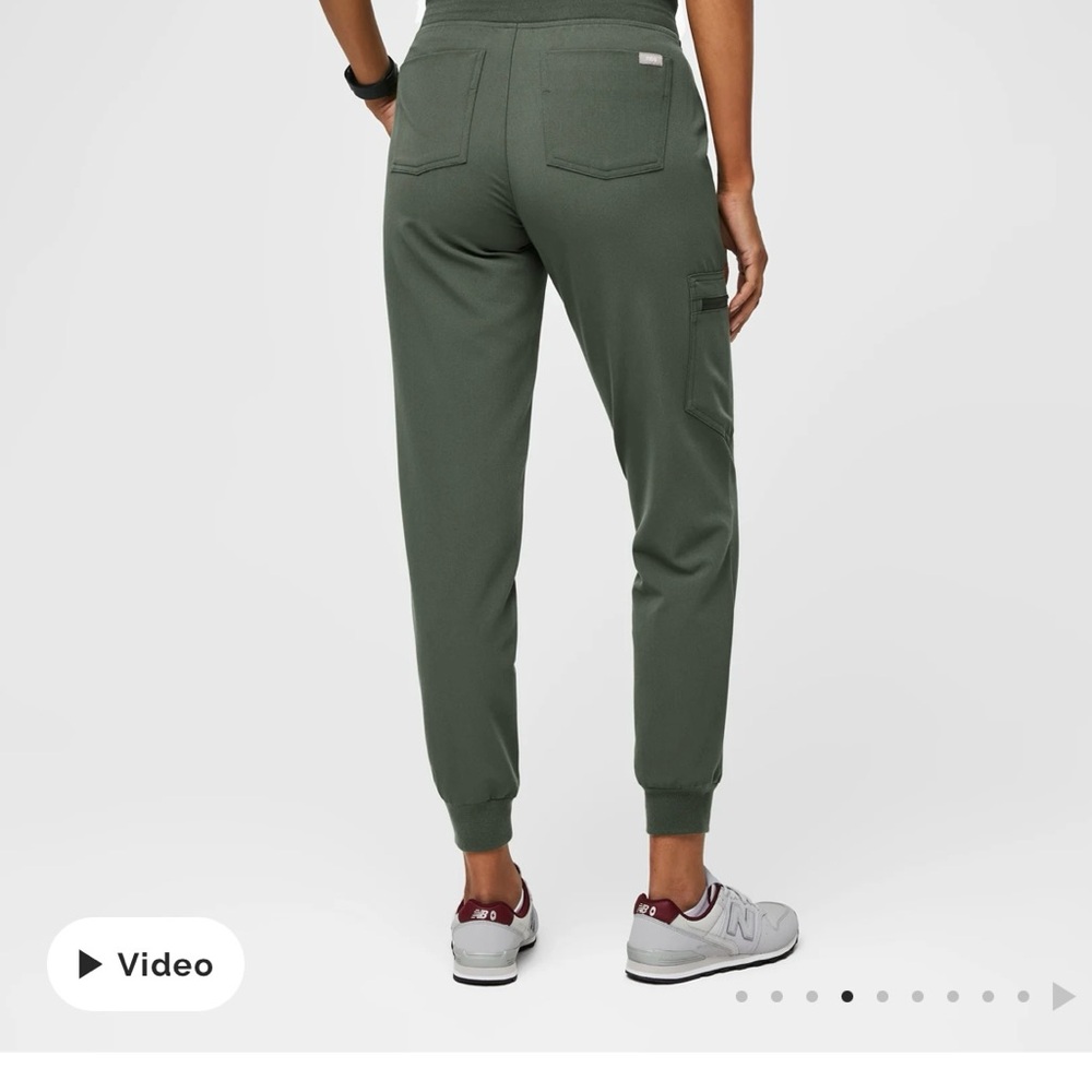 Figs Sage Zamora Jogger Scrub Pants™